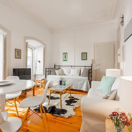 Spacious, Bright And Sunny Apartment, By Timecooler Lisboa Exteriör bild