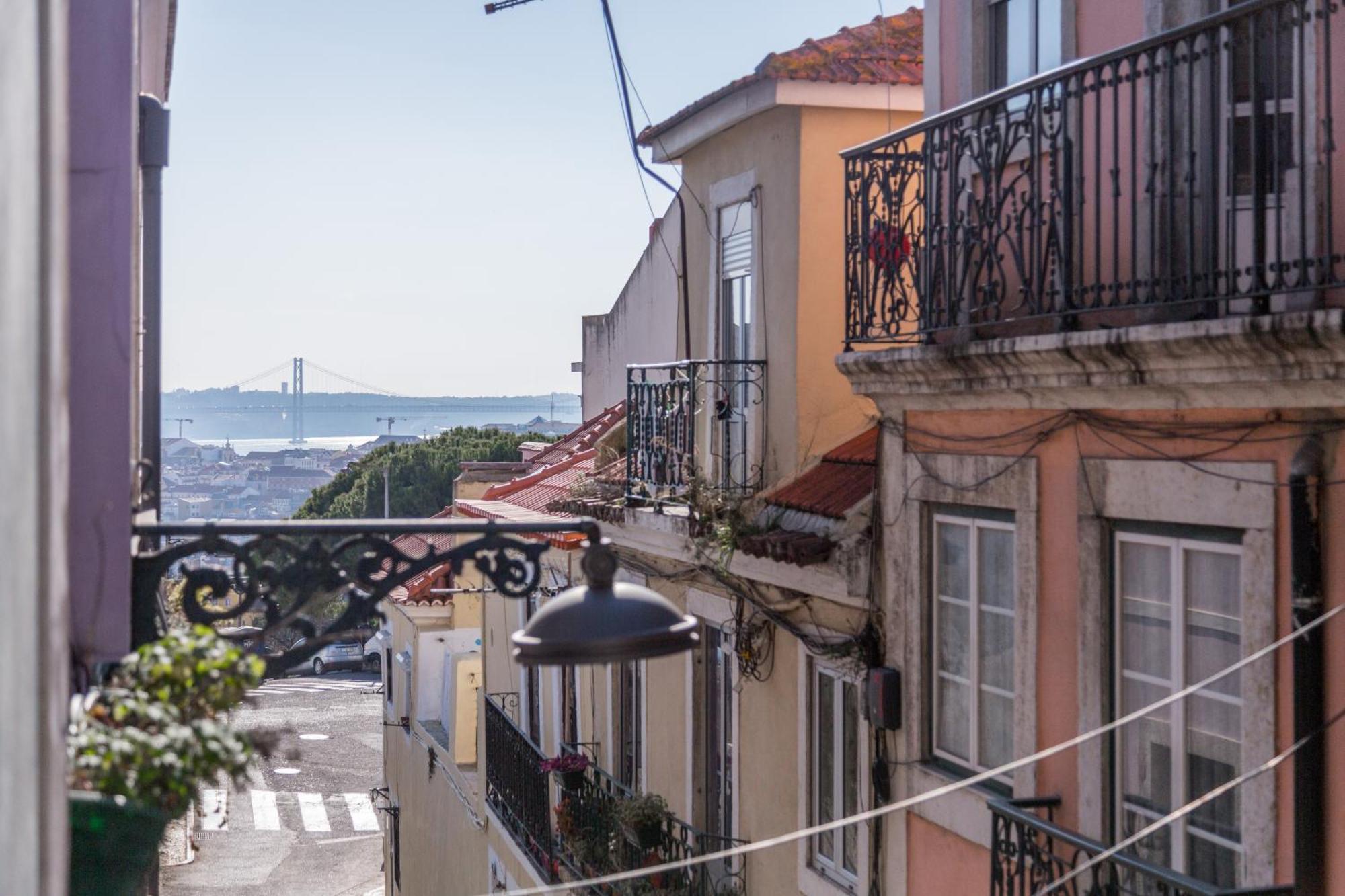 Spacious, Bright And Sunny Apartment, By Timecooler Lisboa Exteriör bild